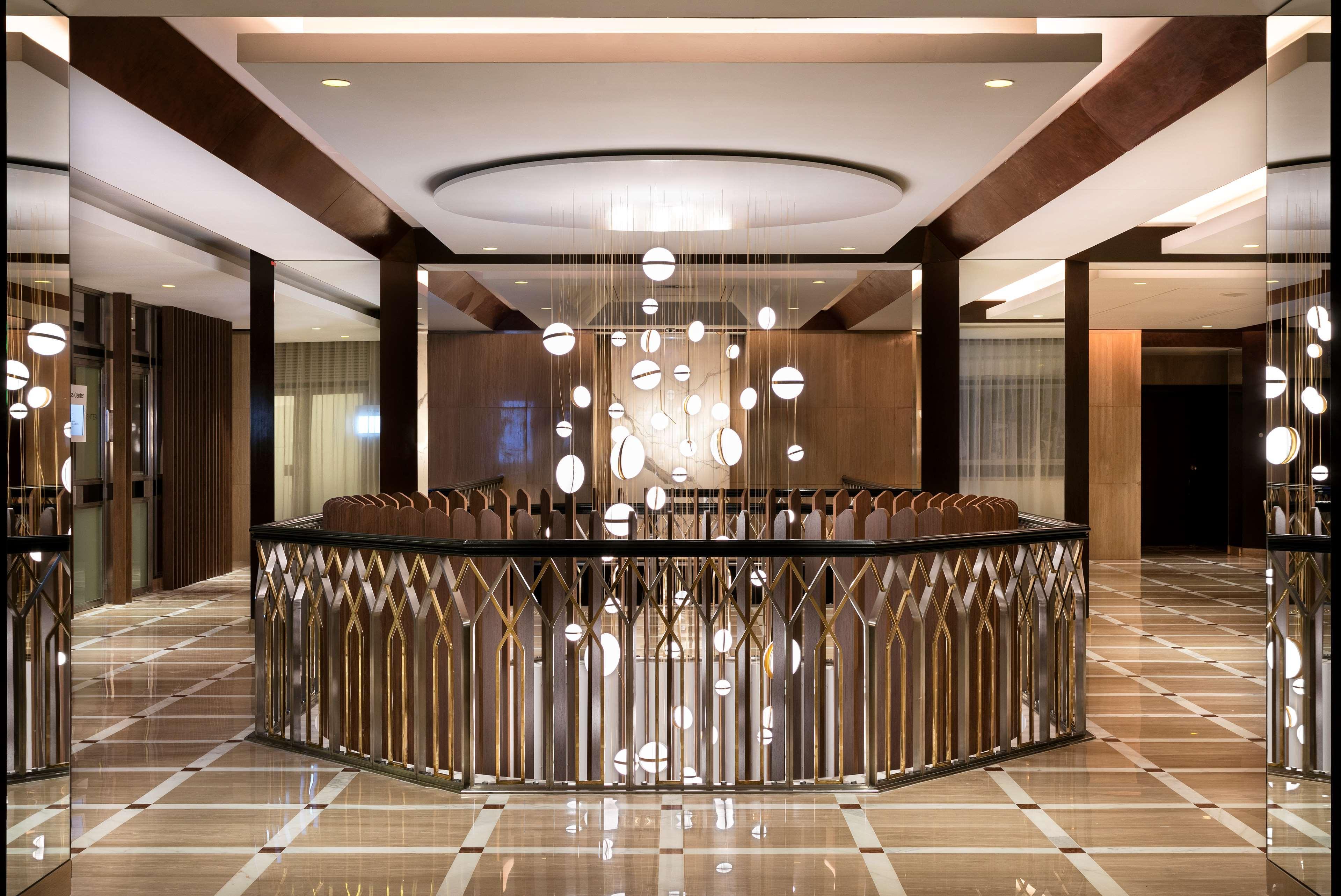 Hotel Barriere Le Gray D'Albion Cannes Exterior photo