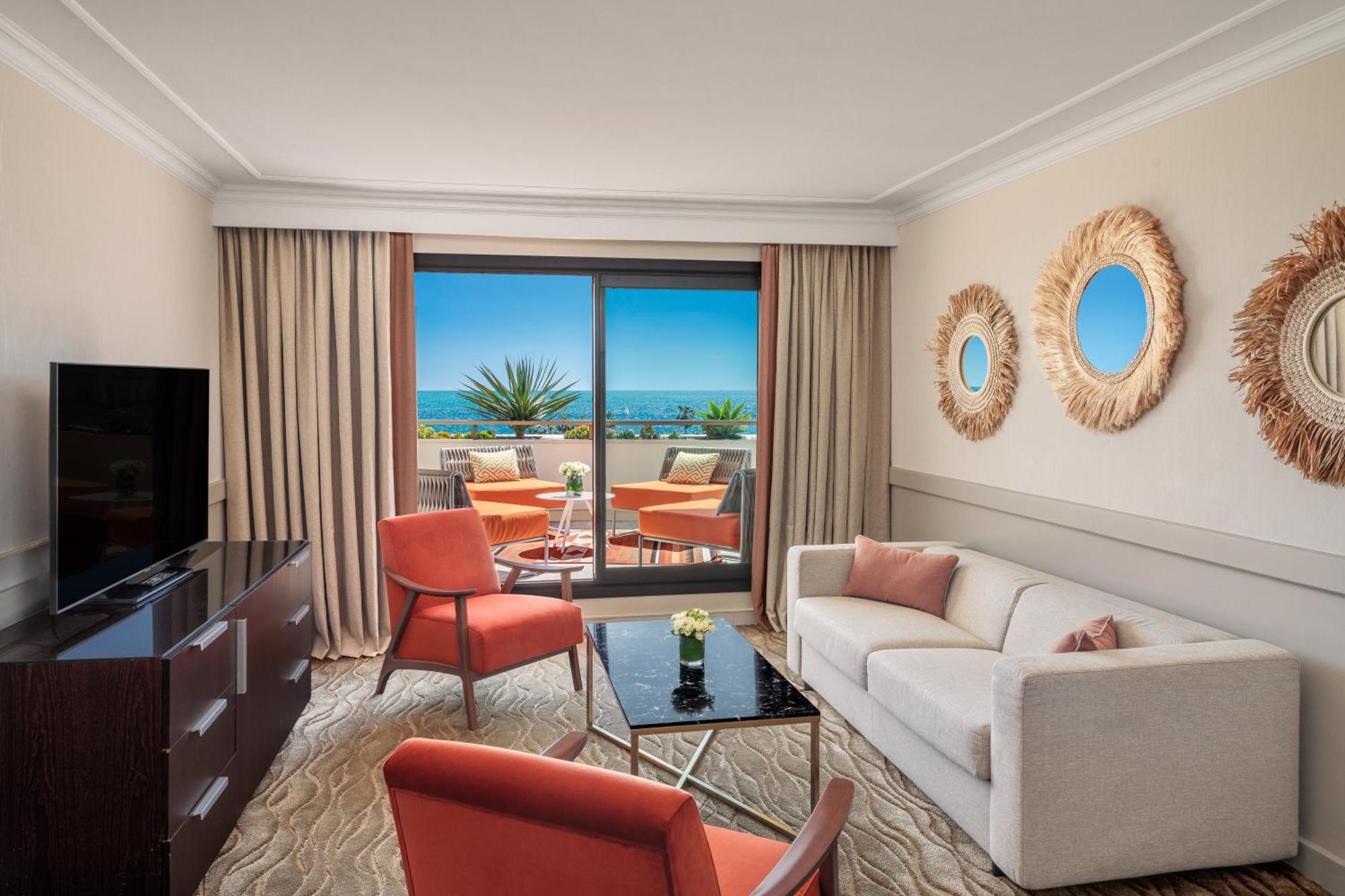 Hotel Barriere Le Gray D'Albion Cannes Exterior photo